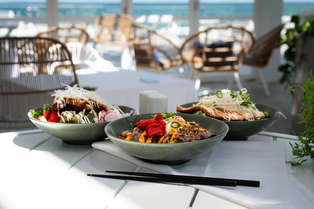 Three plates served in the club restaurant